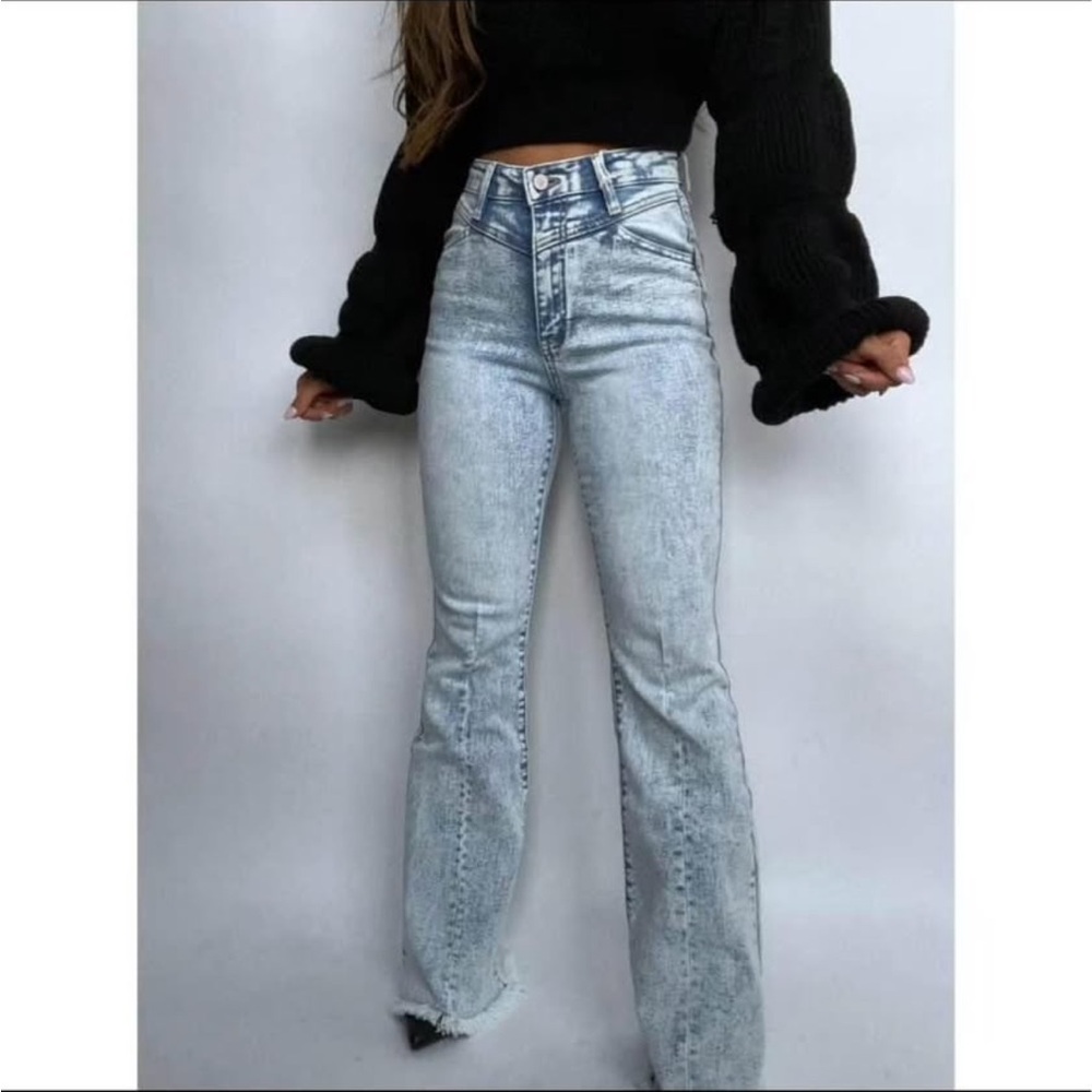 Acid wash flare jeans sz27 NWOT